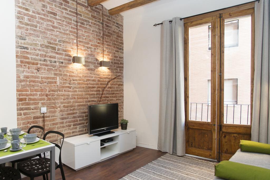 Apartments Barcelona Sagrada Ruang foto