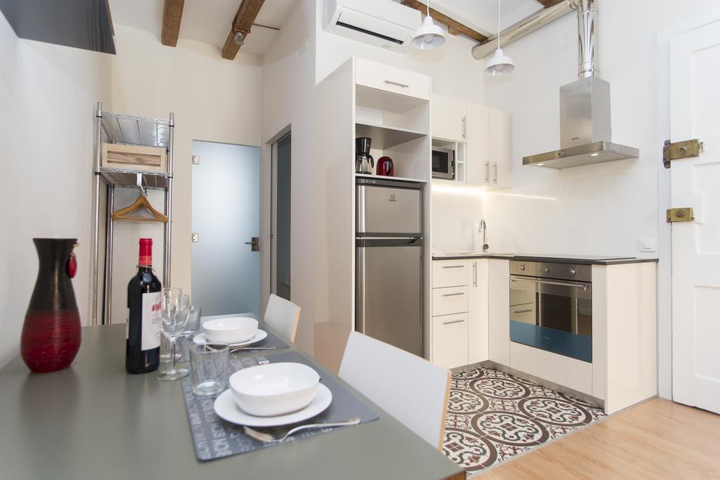 Apartments Barcelona Sagrada Ruang foto