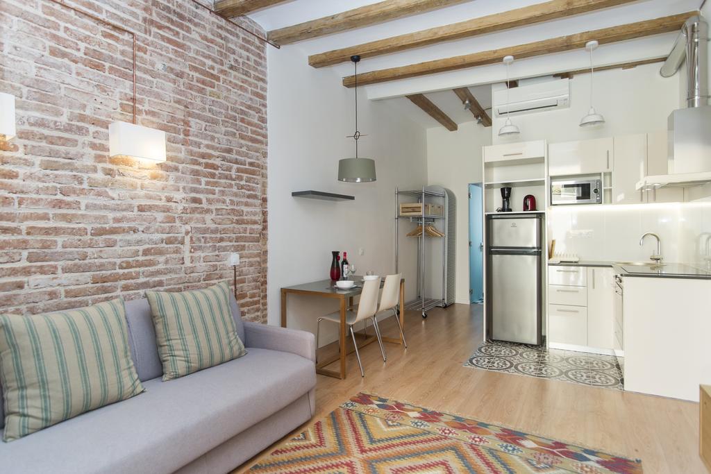 Apartments Barcelona Sagrada Ruang foto
