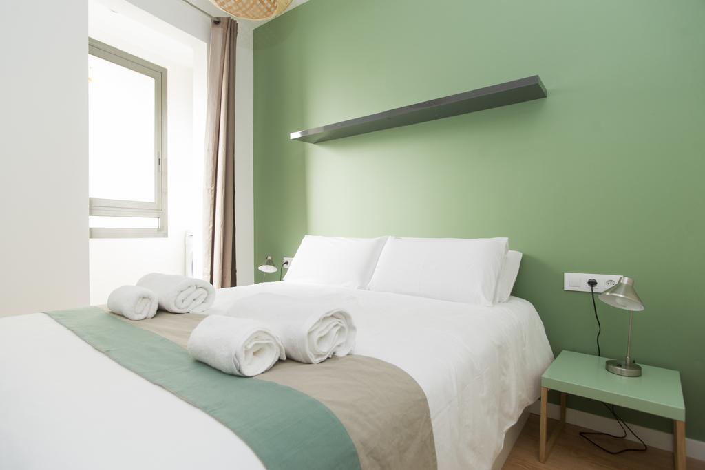 Apartments Barcelona Sagrada Ruang foto