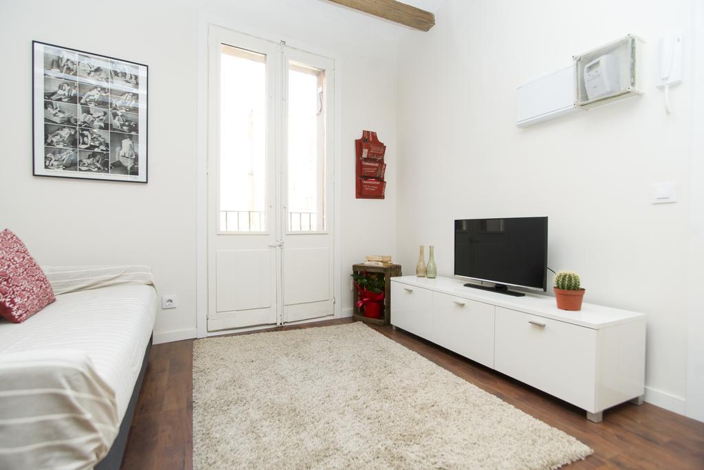 Apartments Barcelona Sagrada Ruang foto