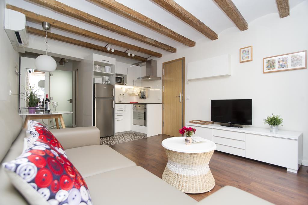 Apartments Barcelona Sagrada Ruang foto