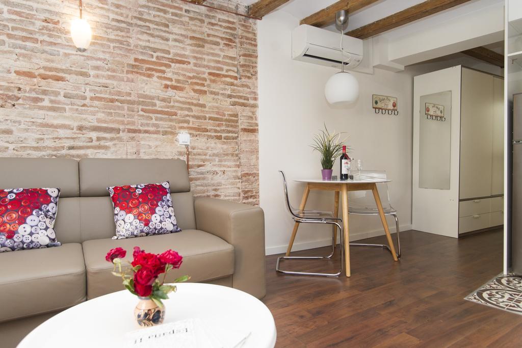 Apartments Barcelona Sagrada Ruang foto